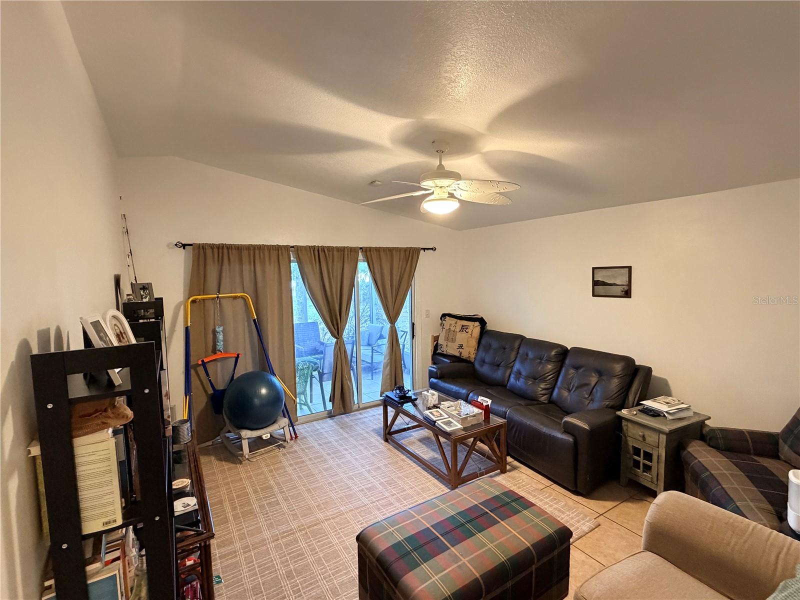 2010 1/2 VINE STREET, LEESBURG, FL, 34748