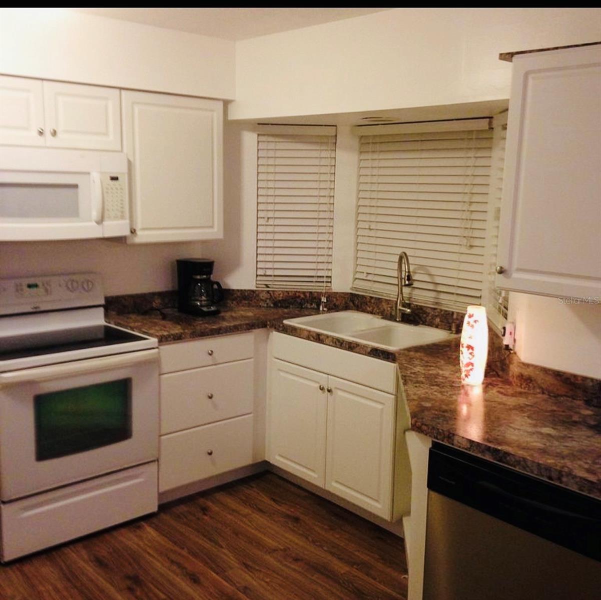 2010 1/2 VINE STREET, LEESBURG, FL, 34748