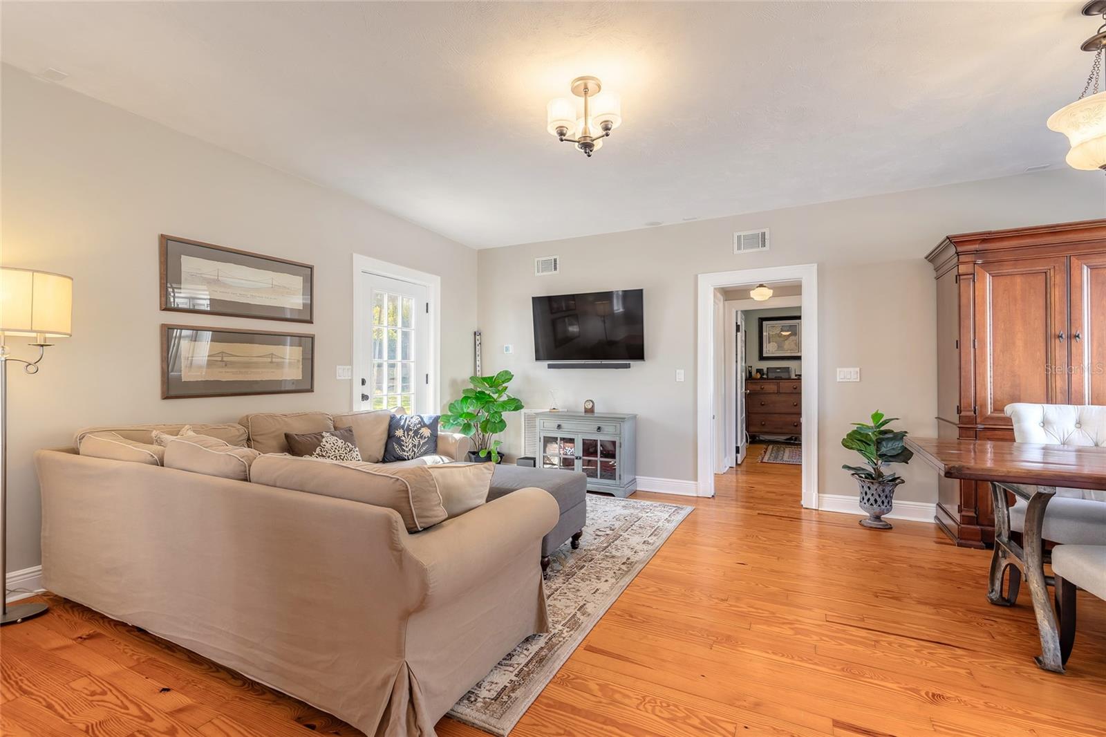 458 S BEACH ST, ORMOND BEACH, FL, 32174