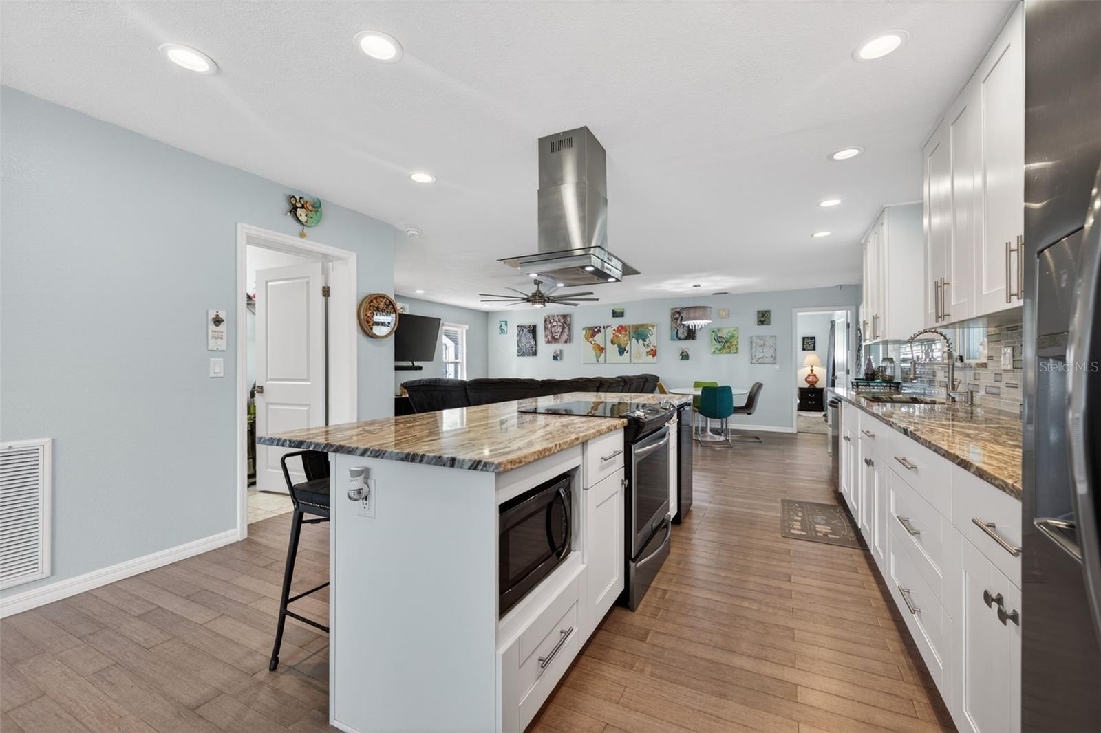 6548 19TH ST N, ST PETERSBURG, FL, 33702