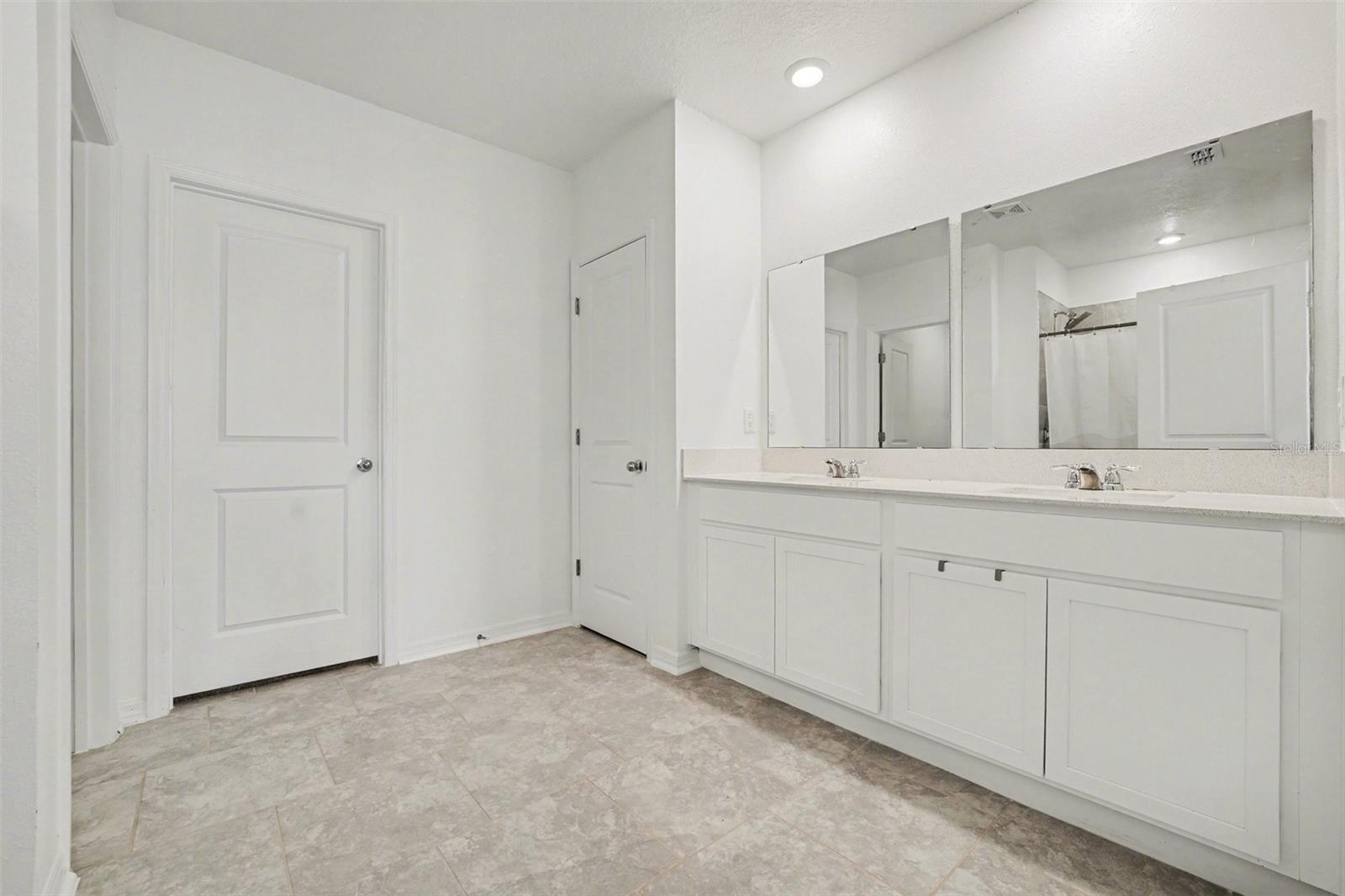 425 SINGING SANDS CIR, LAKE WALES, FL, 33859