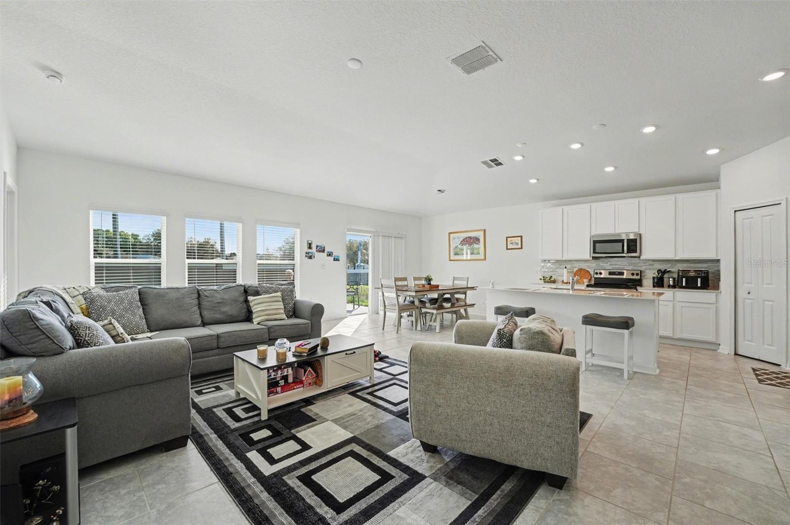 425 SINGING SANDS CIR, LAKE WALES, FL, 33859