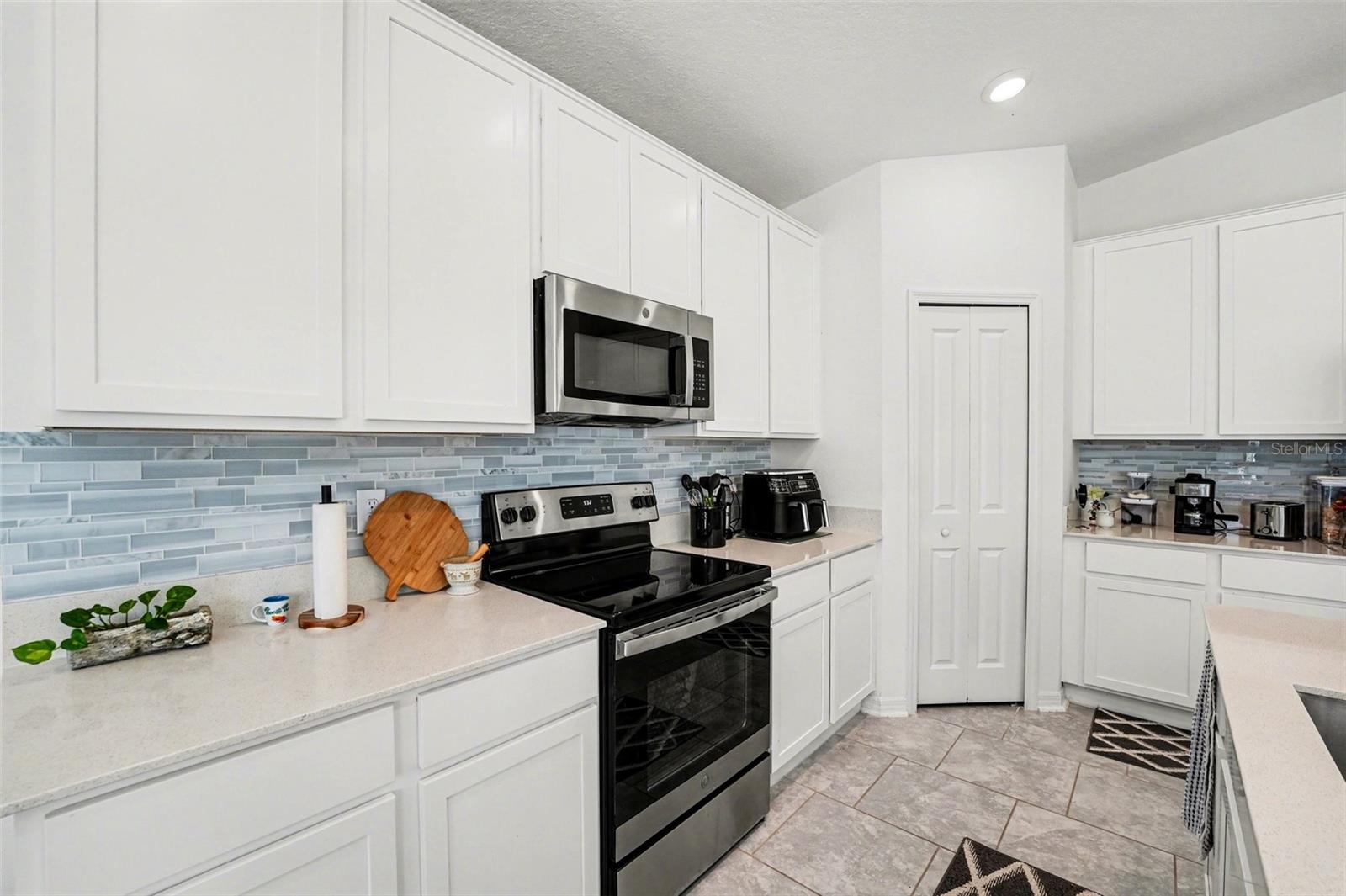 425 SINGING SANDS CIR, LAKE WALES, FL, 33859