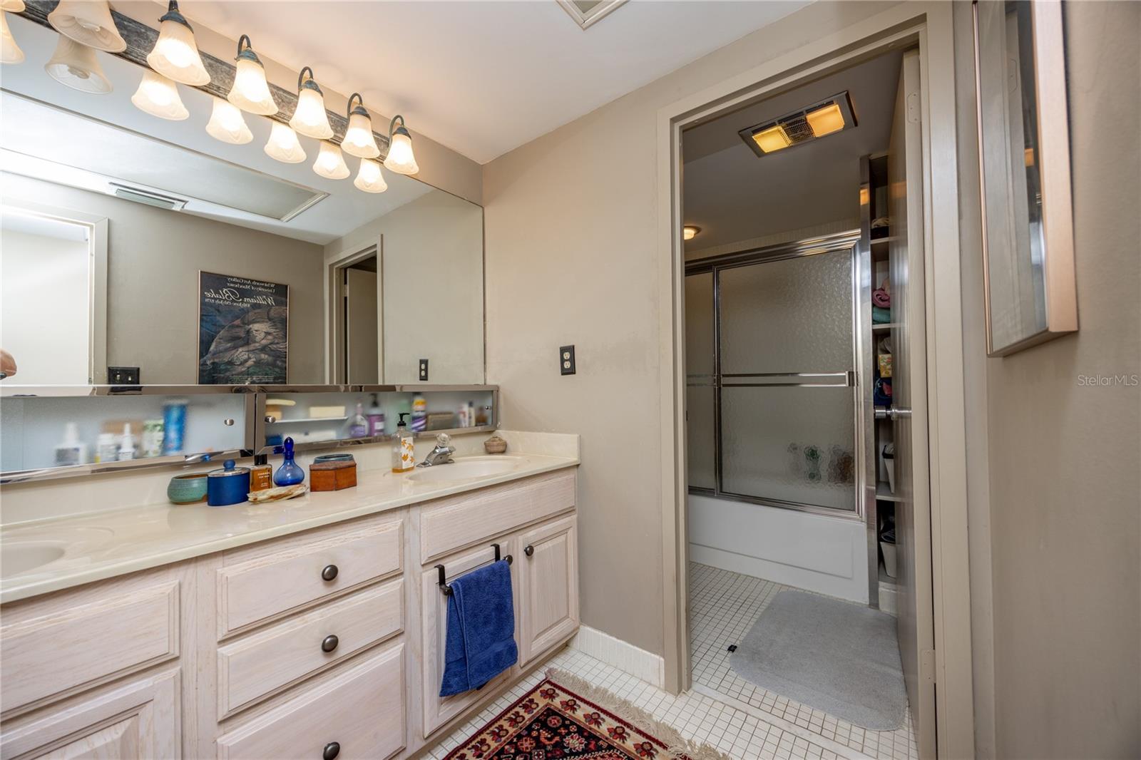 1717 NW 23RD AVENUE #2 D, GAINESVILLE, FL, 32605