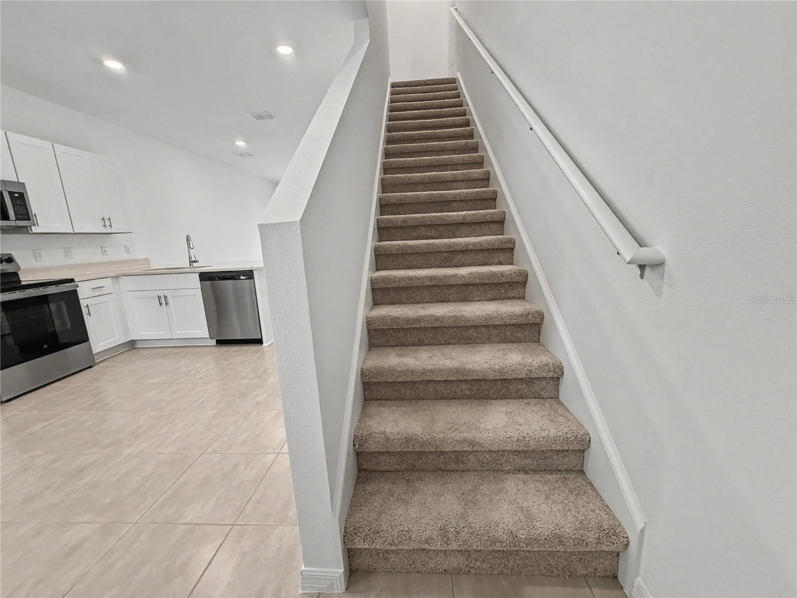 2949 SKYLINE LOOP, KISSIMMEE, FL, 34758