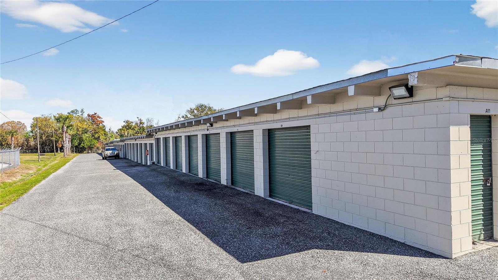 1003 & 1007 WAREHOUSE DR, LEESBURG, FL, 34748