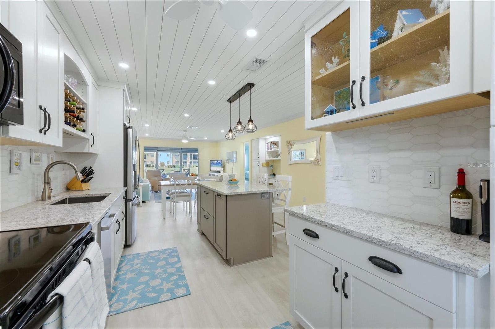 380 THREE LAKES LN #A, VENICE, FL, 34285