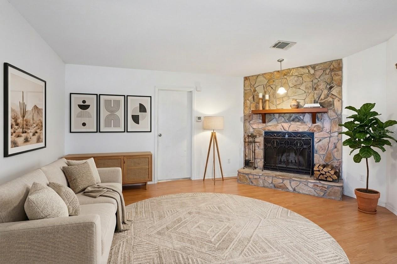 2008 COLSON RD, PLANT CITY, FL, 33567