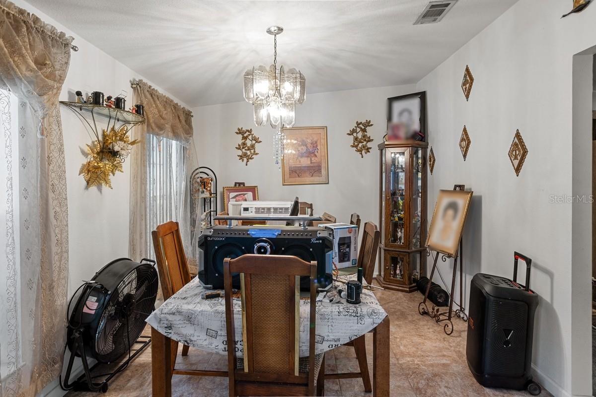 2008 COLSON RD, PLANT CITY, FL, 33567