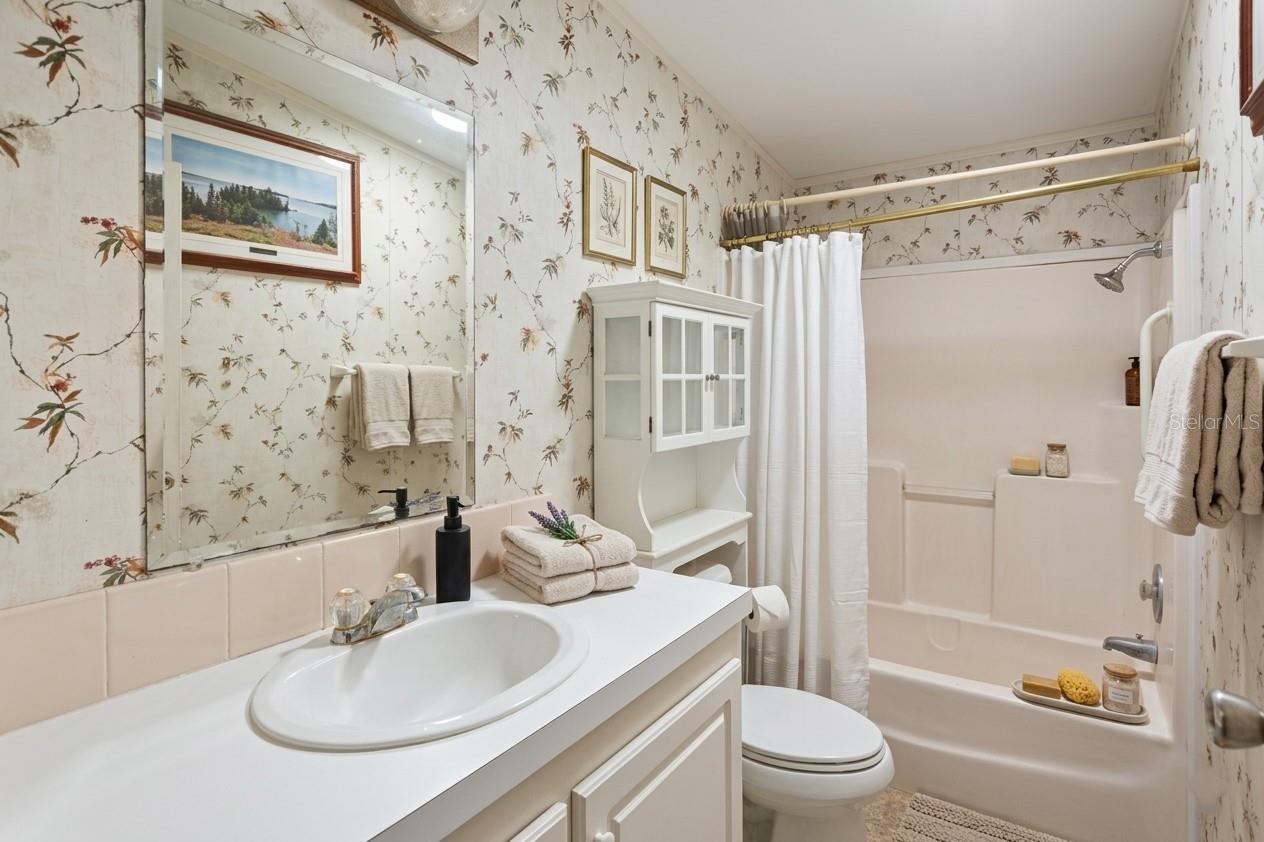 2008 COLSON RD, PLANT CITY, FL, 33567