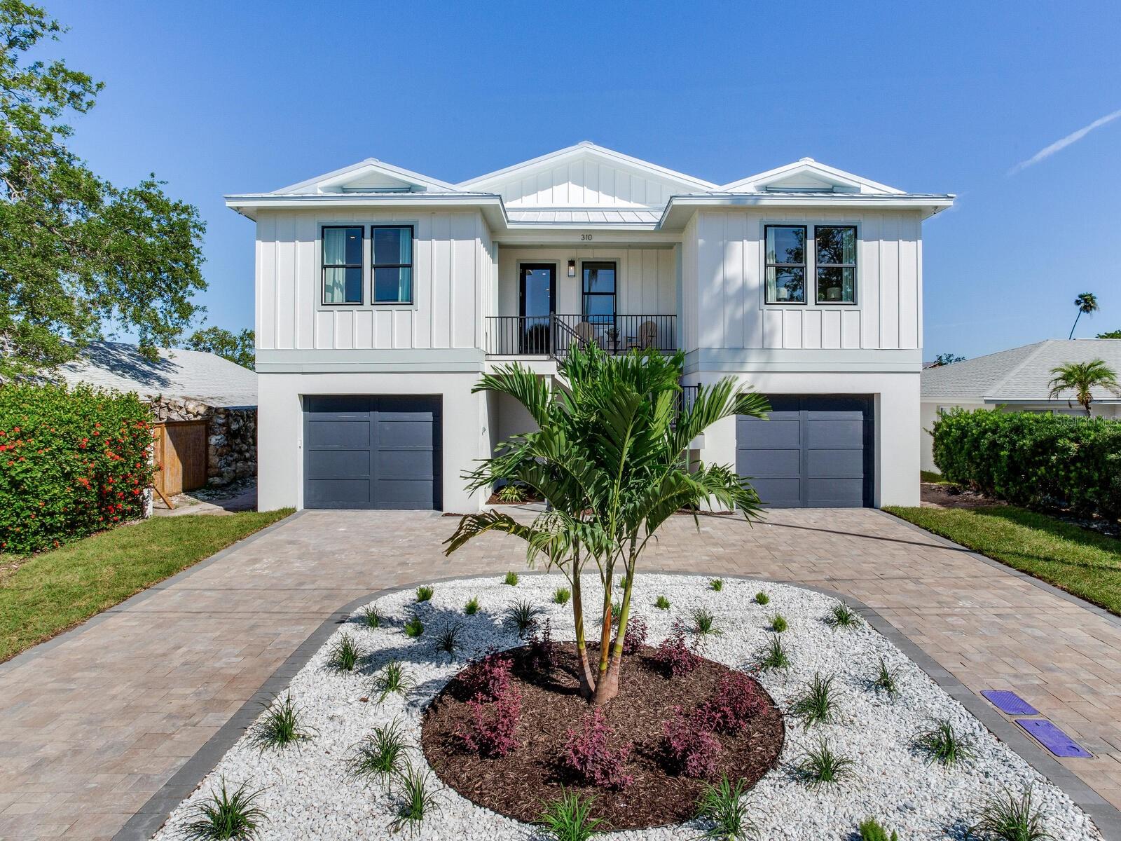 17030 DOLPHIN DR, NORTH REDINGTON BEACH, FL, 33708