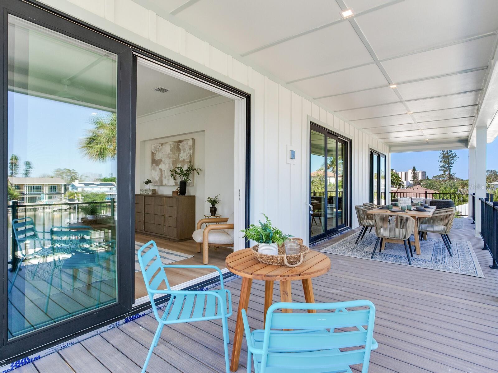 17030 DOLPHIN DR, NORTH REDINGTON BEACH, FL, 33708