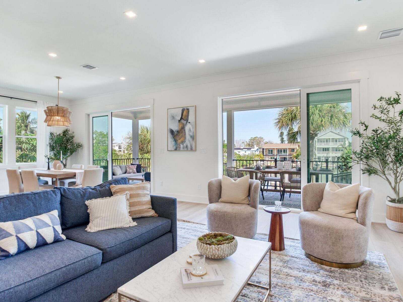 17030 DOLPHIN DR, NORTH REDINGTON BEACH, FL, 33708