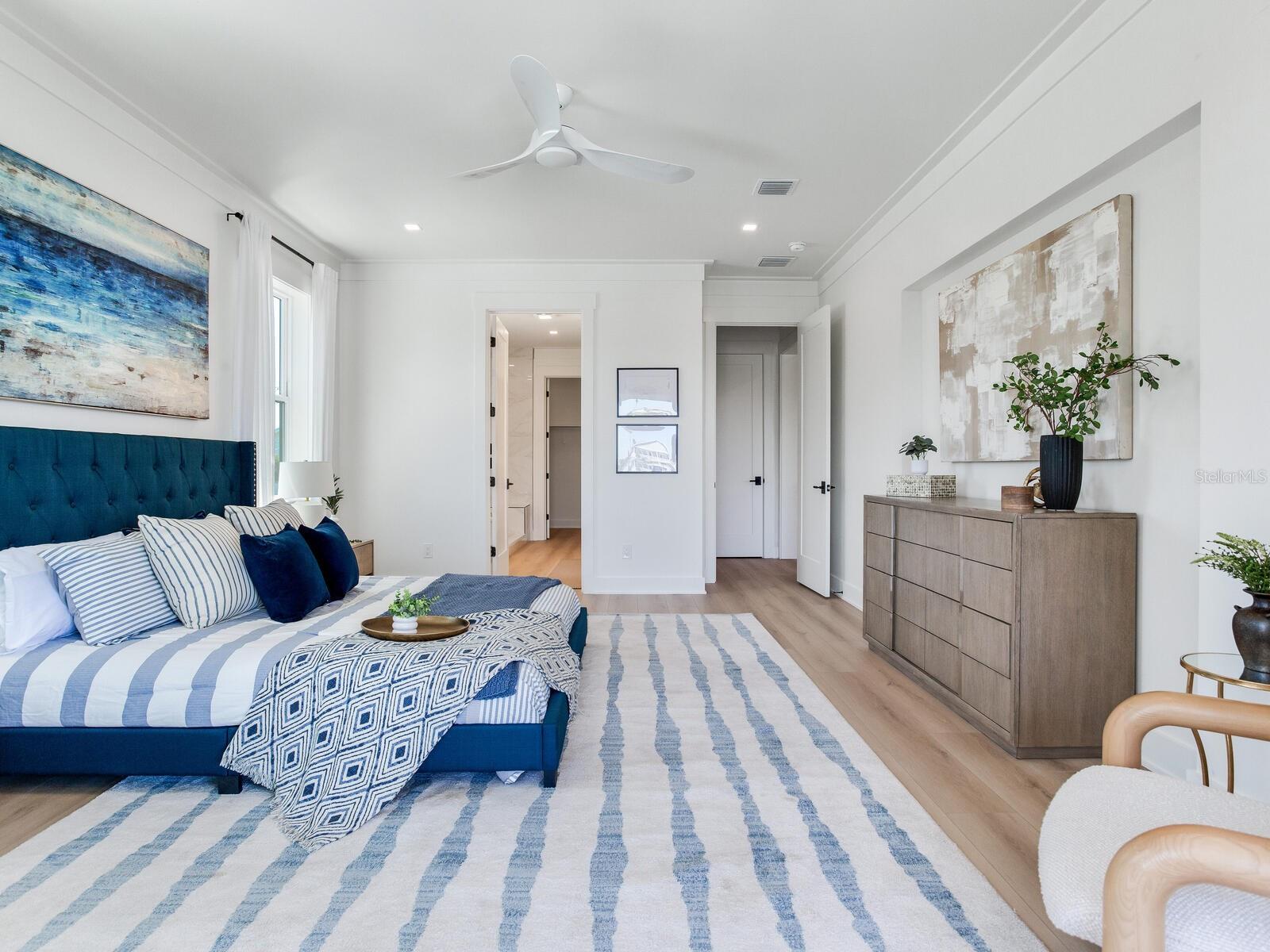 17030 DOLPHIN DR, NORTH REDINGTON BEACH, FL, 33708