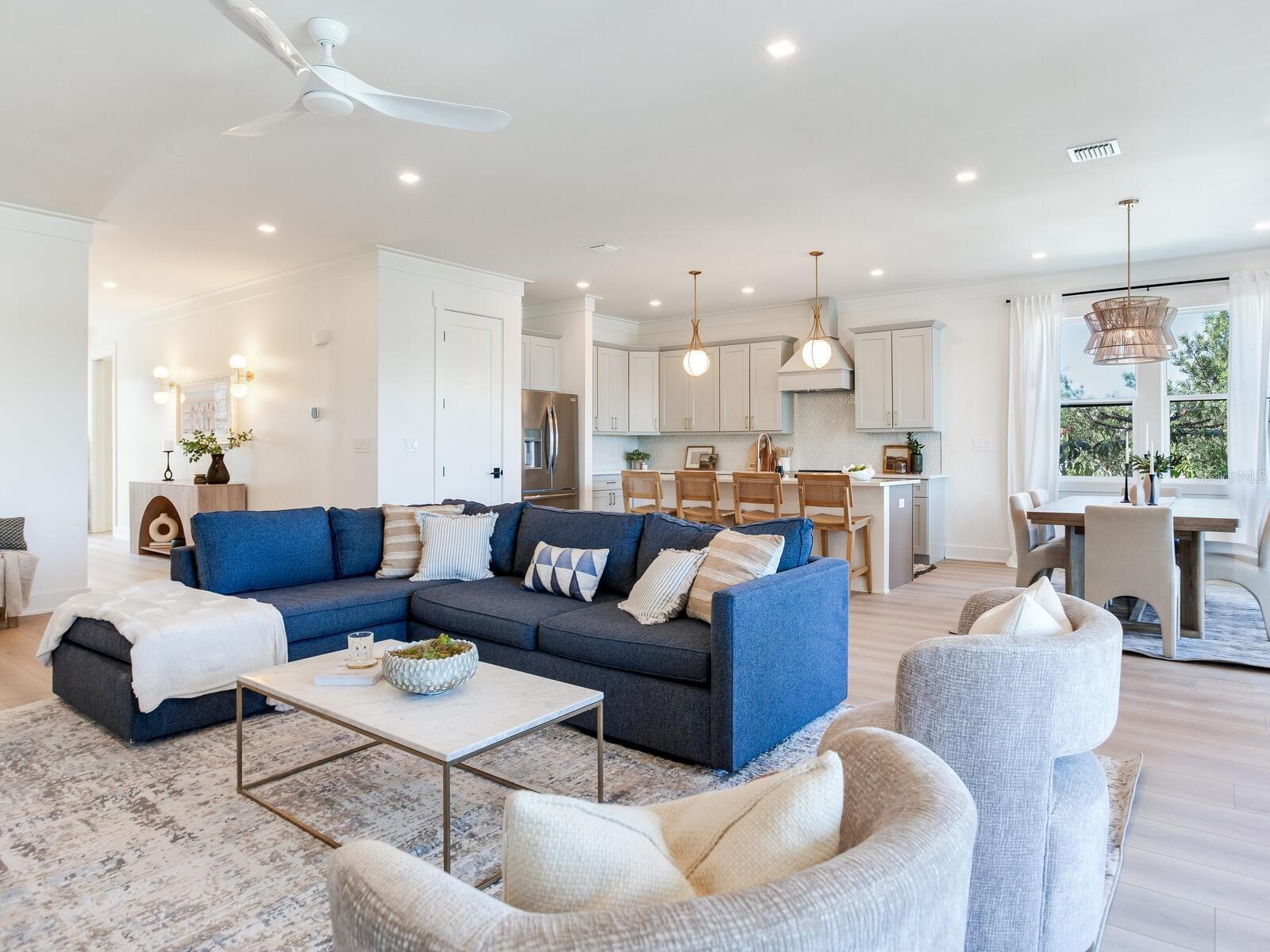 17030 DOLPHIN DR, NORTH REDINGTON BEACH, FL, 33708