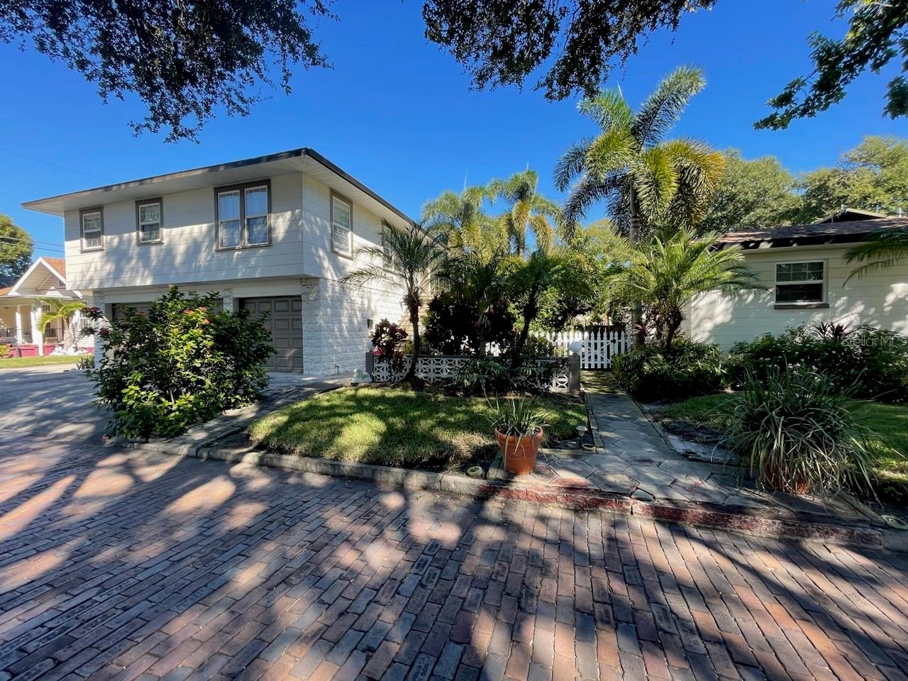 1601 11 ST N, ST PETERSBURG, FL, 33704