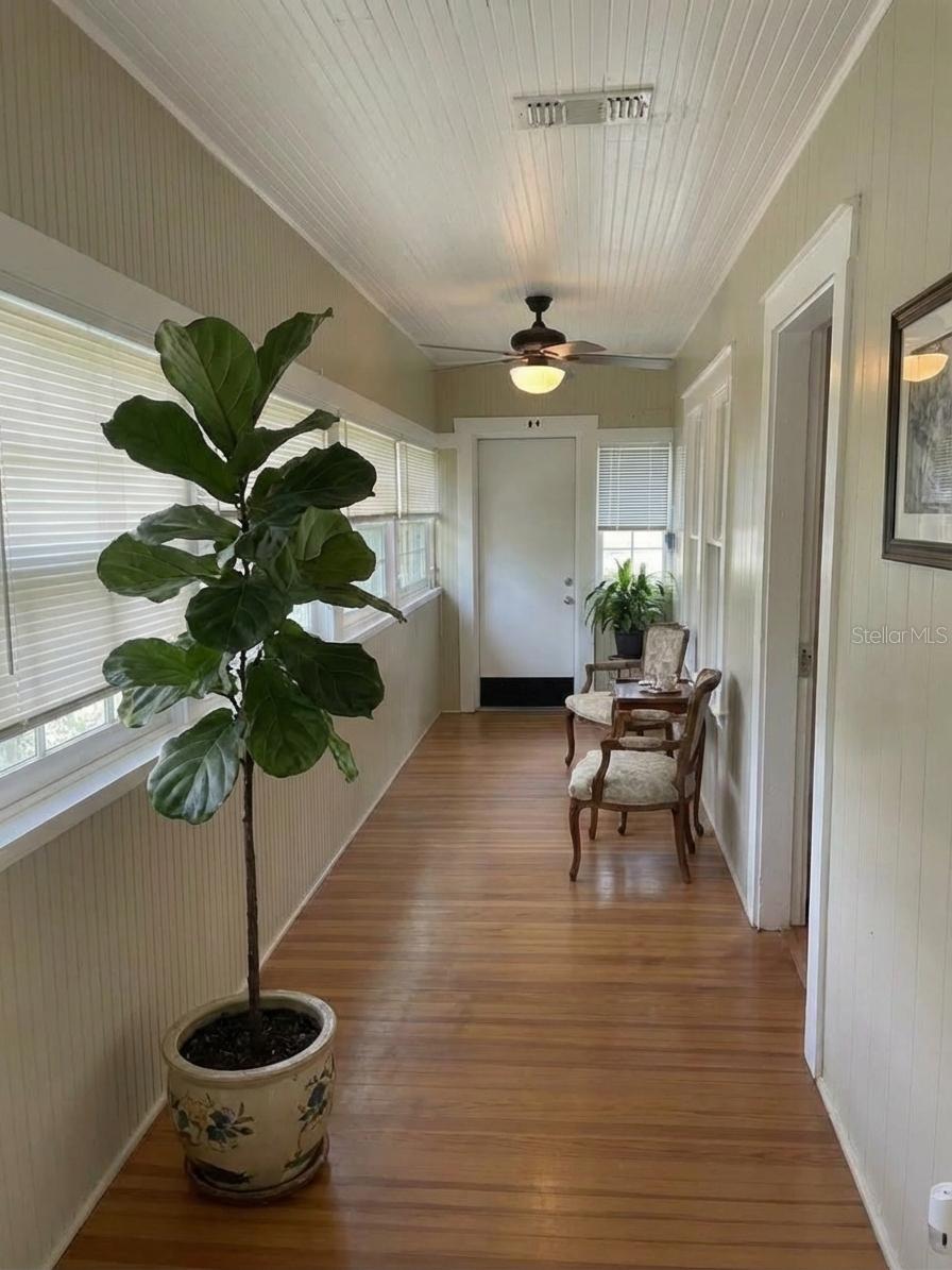 1601 11 ST N, ST PETERSBURG, FL, 33704