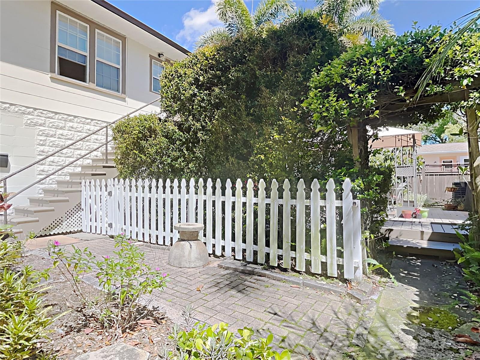 1601 11 ST N, ST PETERSBURG, FL, 33704