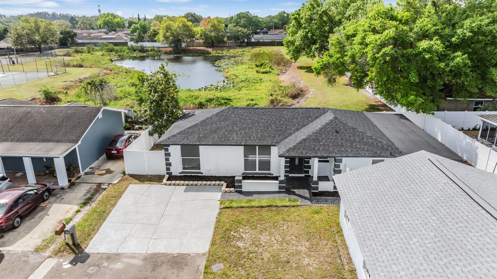 8702 FRIENDSHIP CT, TAMPA, FL, 33634