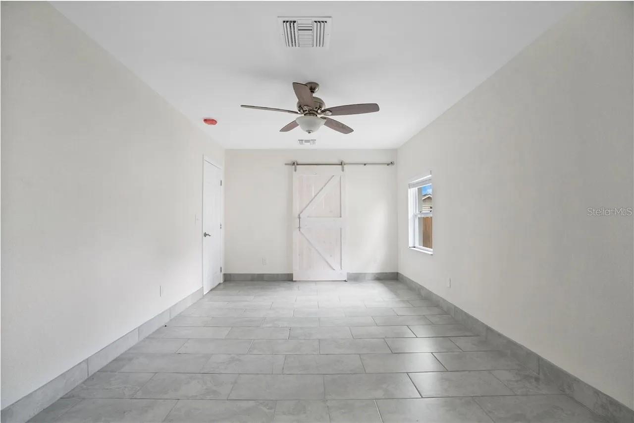 404 LONGFELLOW BLVD, LAKELAND, FL, 33801