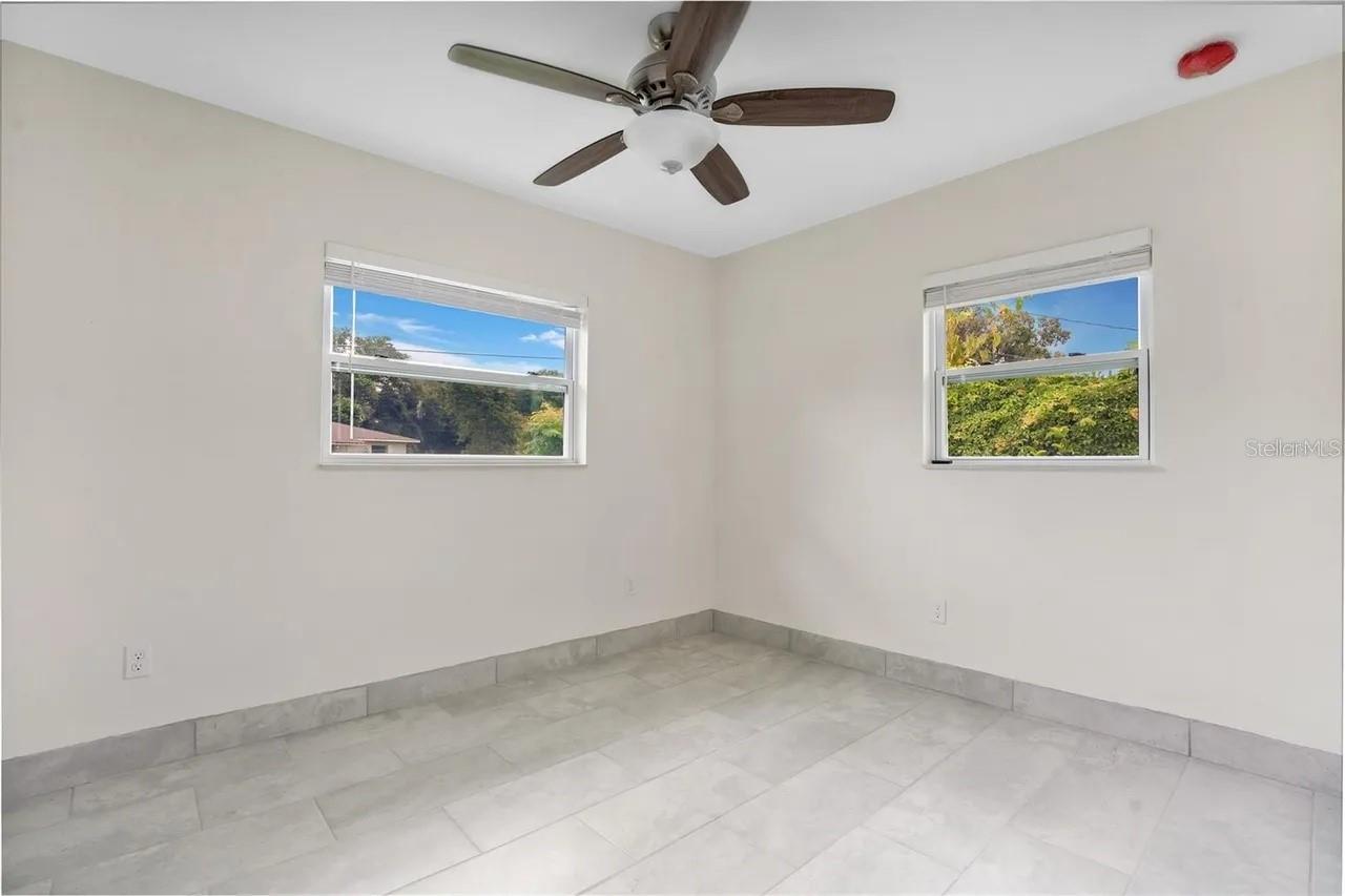 404 LONGFELLOW BLVD, LAKELAND, FL, 33801