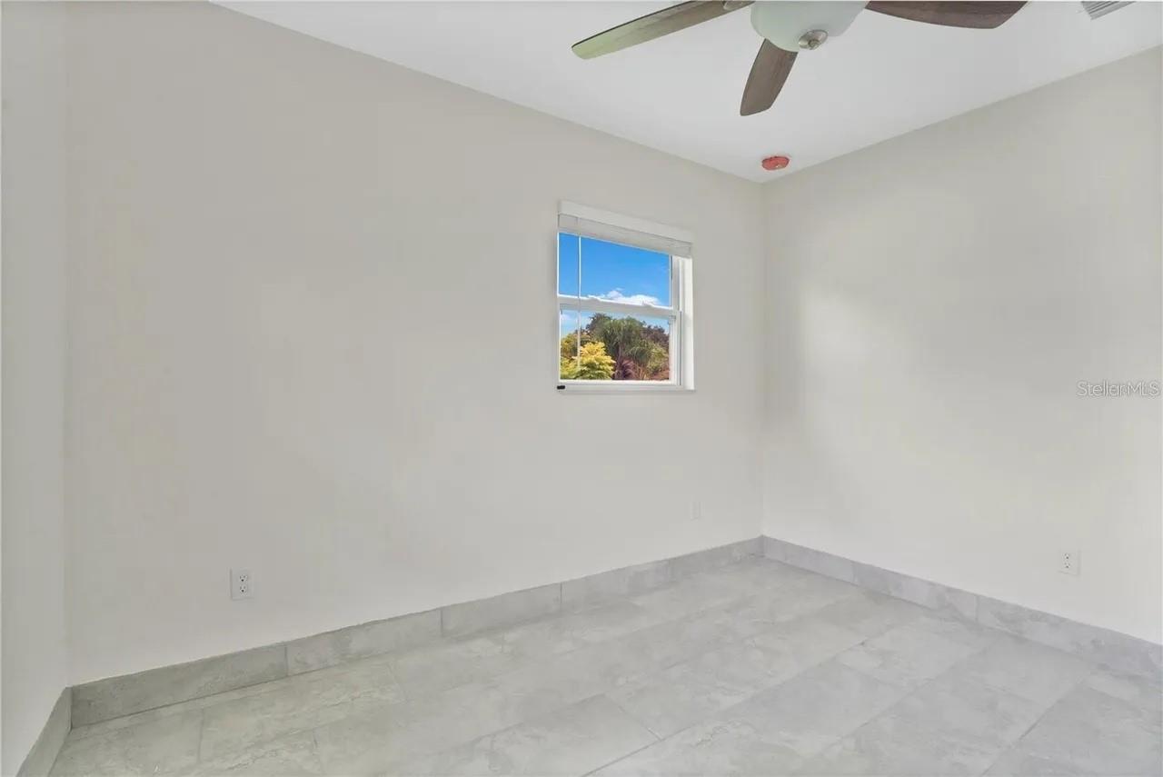 404 LONGFELLOW BLVD, LAKELAND, FL, 33801