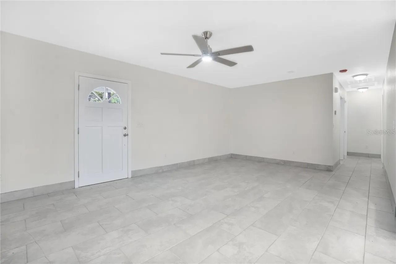 404 LONGFELLOW BLVD, LAKELAND, FL, 33801