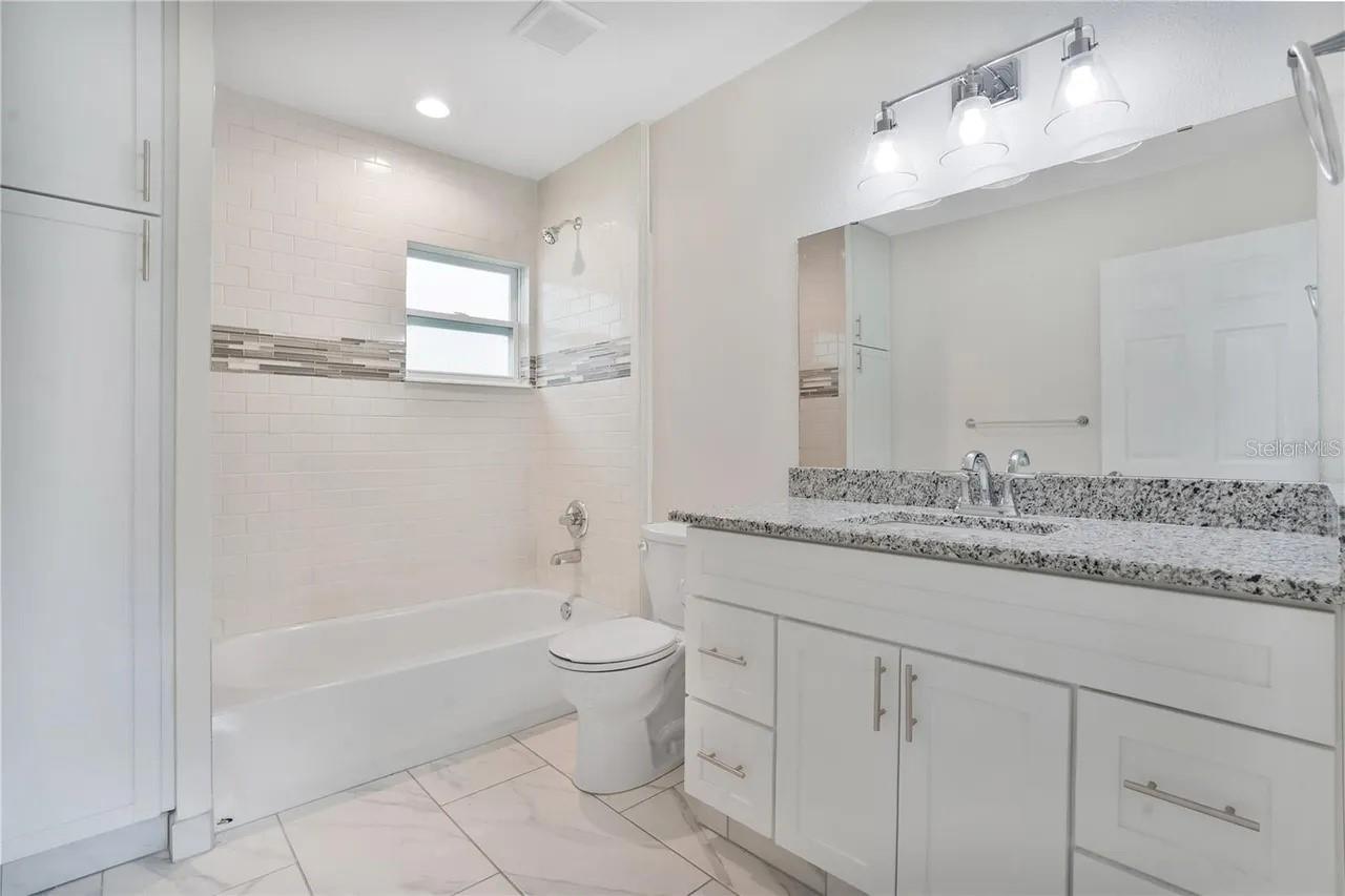 404 LONGFELLOW BLVD, LAKELAND, FL, 33801