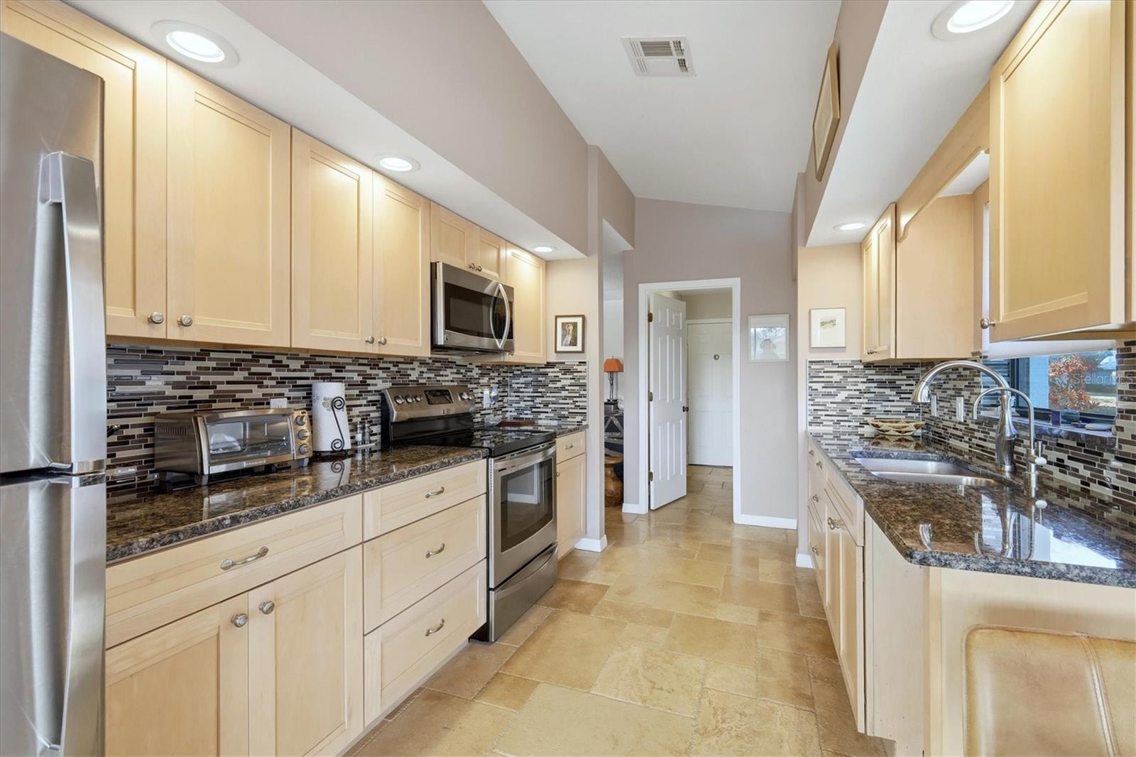 260 SOUTHAMPTON DR #312, VENICE, FL, 34293