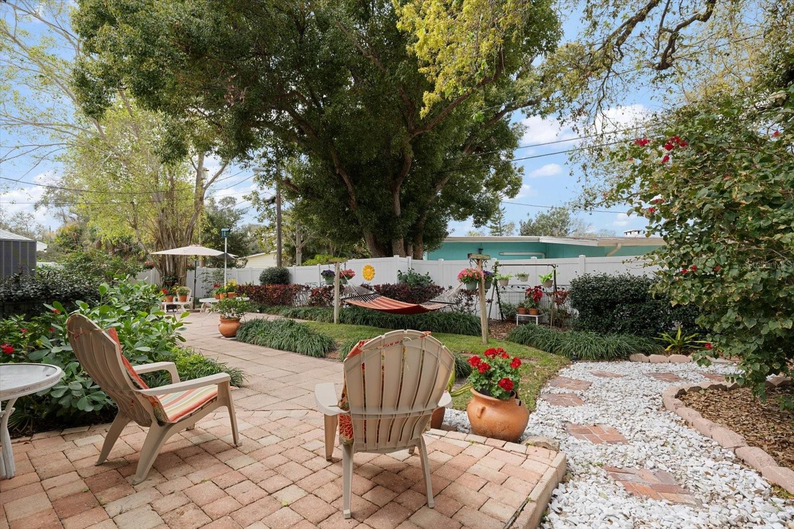 1718 MEREDITH LN, BELLEAIR, FL, 33756