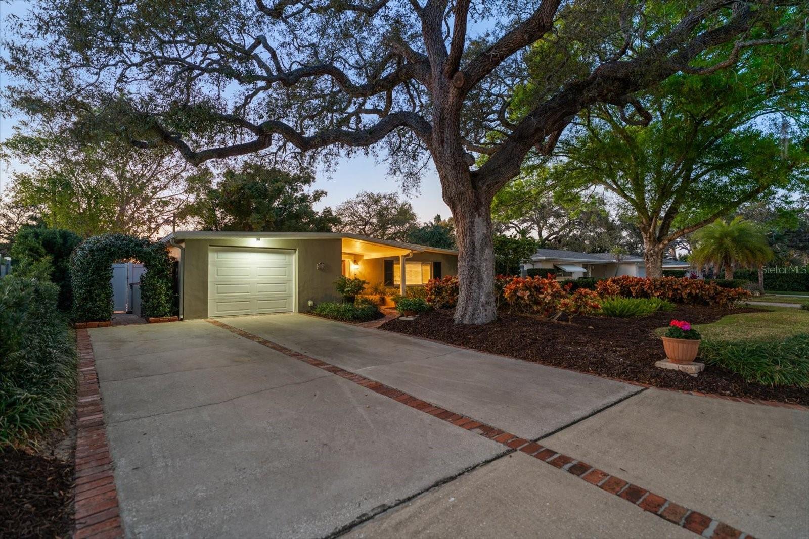 1718 MEREDITH LN, BELLEAIR, FL, 33756