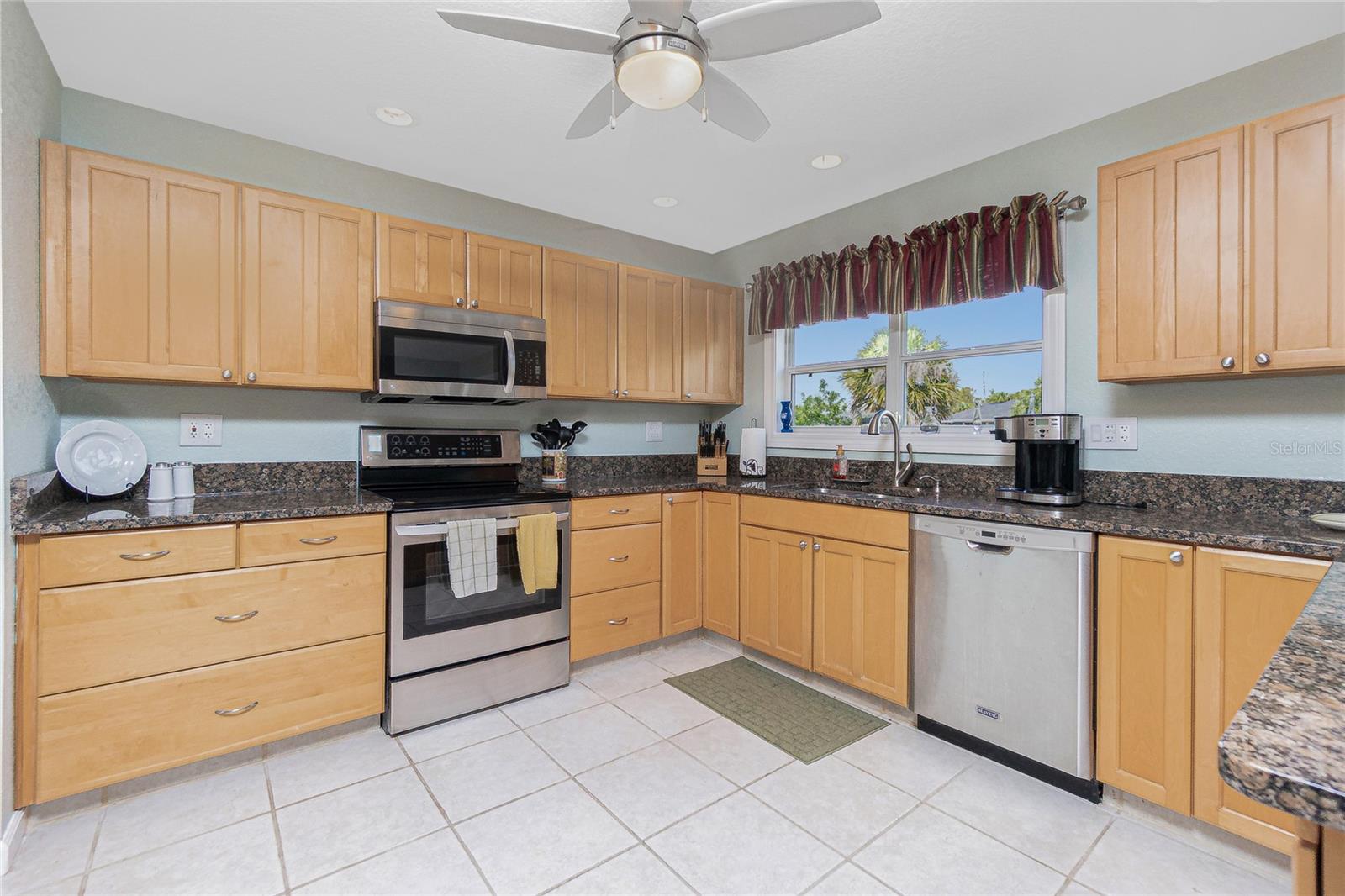18654 KERRVILLE CIR, PORT CHARLOTTE, FL, 33948