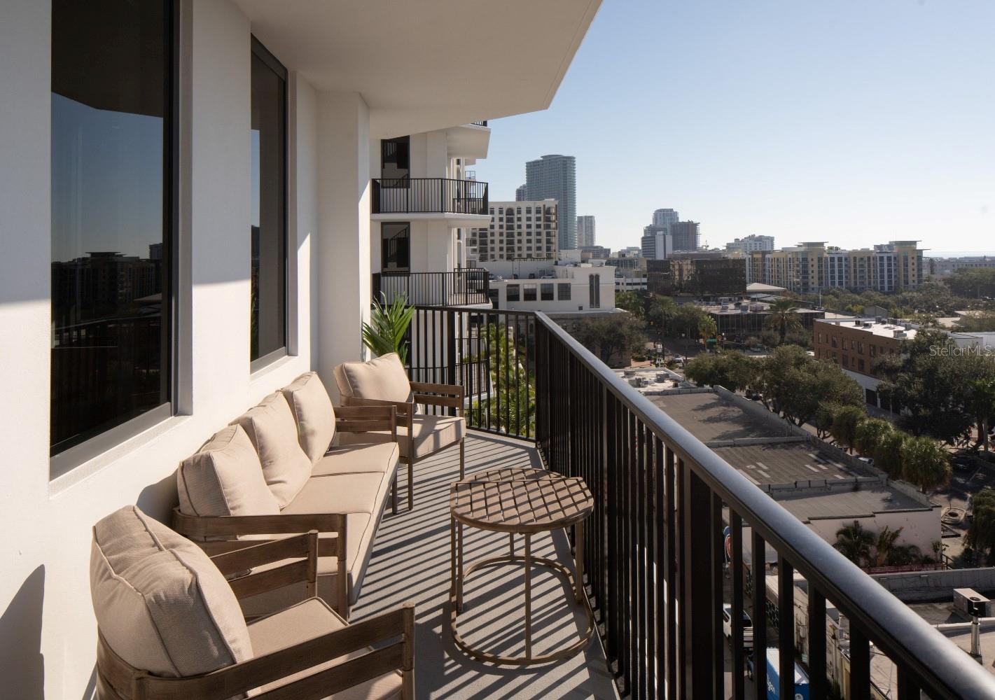 1000 1ST AVE N #B1, ST PETERSBURG, FL, 33705