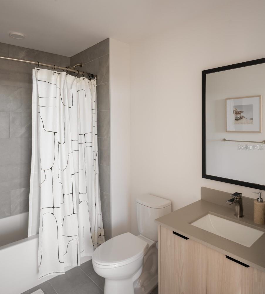 1000 1ST AVE N #B1, ST PETERSBURG, FL, 33705