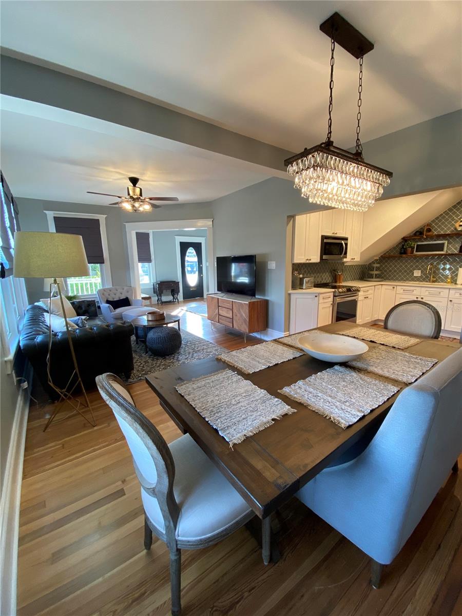 133 N PINELLAS AVE, TARPON SPRINGS, FL, 34689