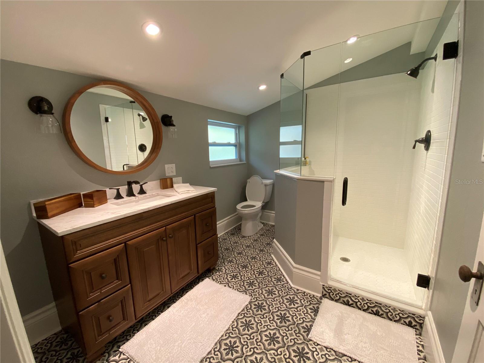 133 N PINELLAS AVE, TARPON SPRINGS, FL, 34689