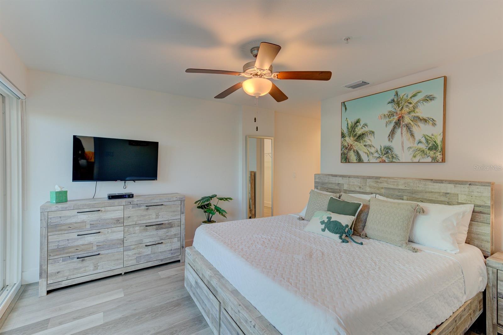 15305 1ST ST E #202, MADEIRA BEACH, FL, 33708