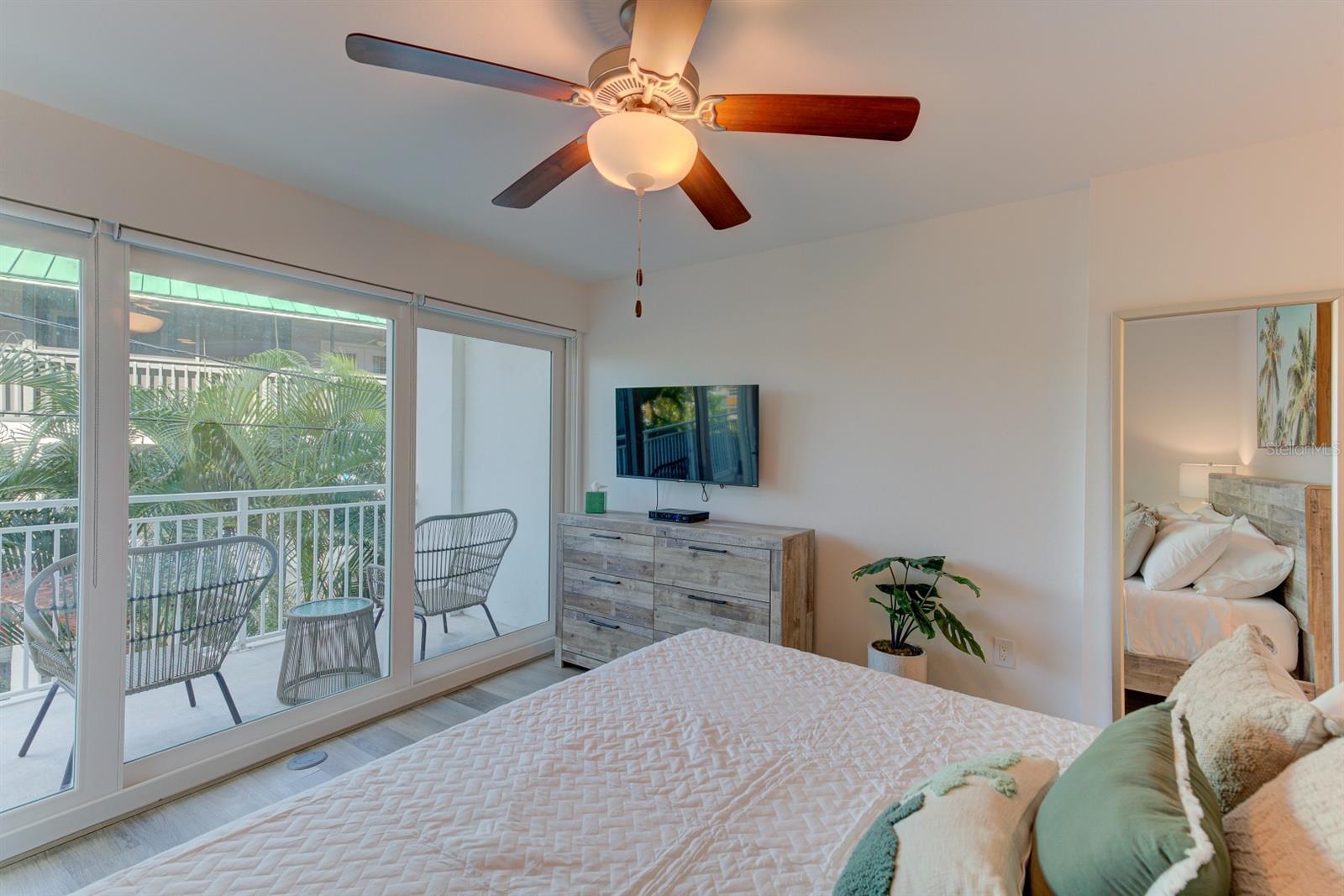 15305 1ST ST E #202, MADEIRA BEACH, FL, 33708