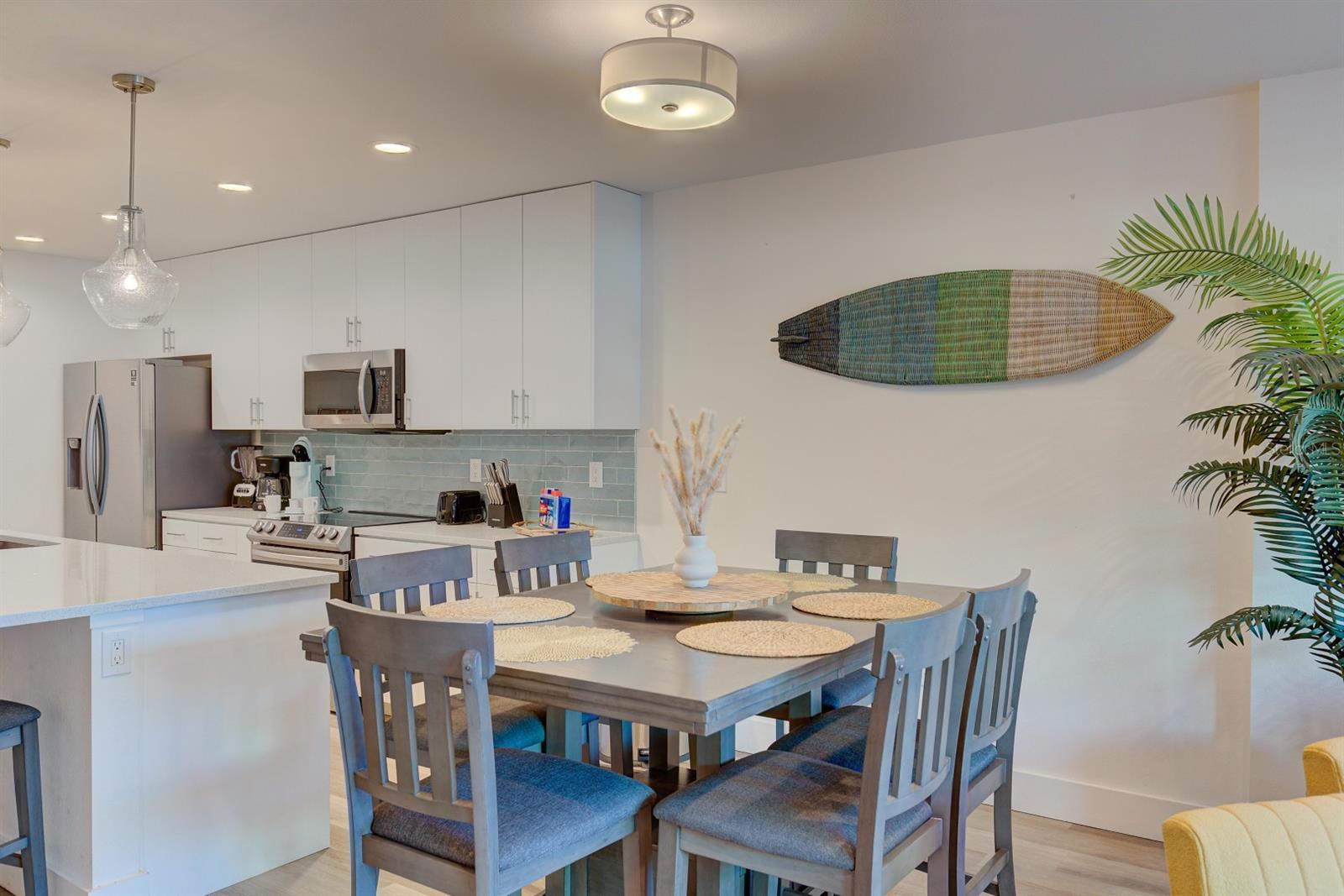 15305 1ST ST E #202, MADEIRA BEACH, FL, 33708