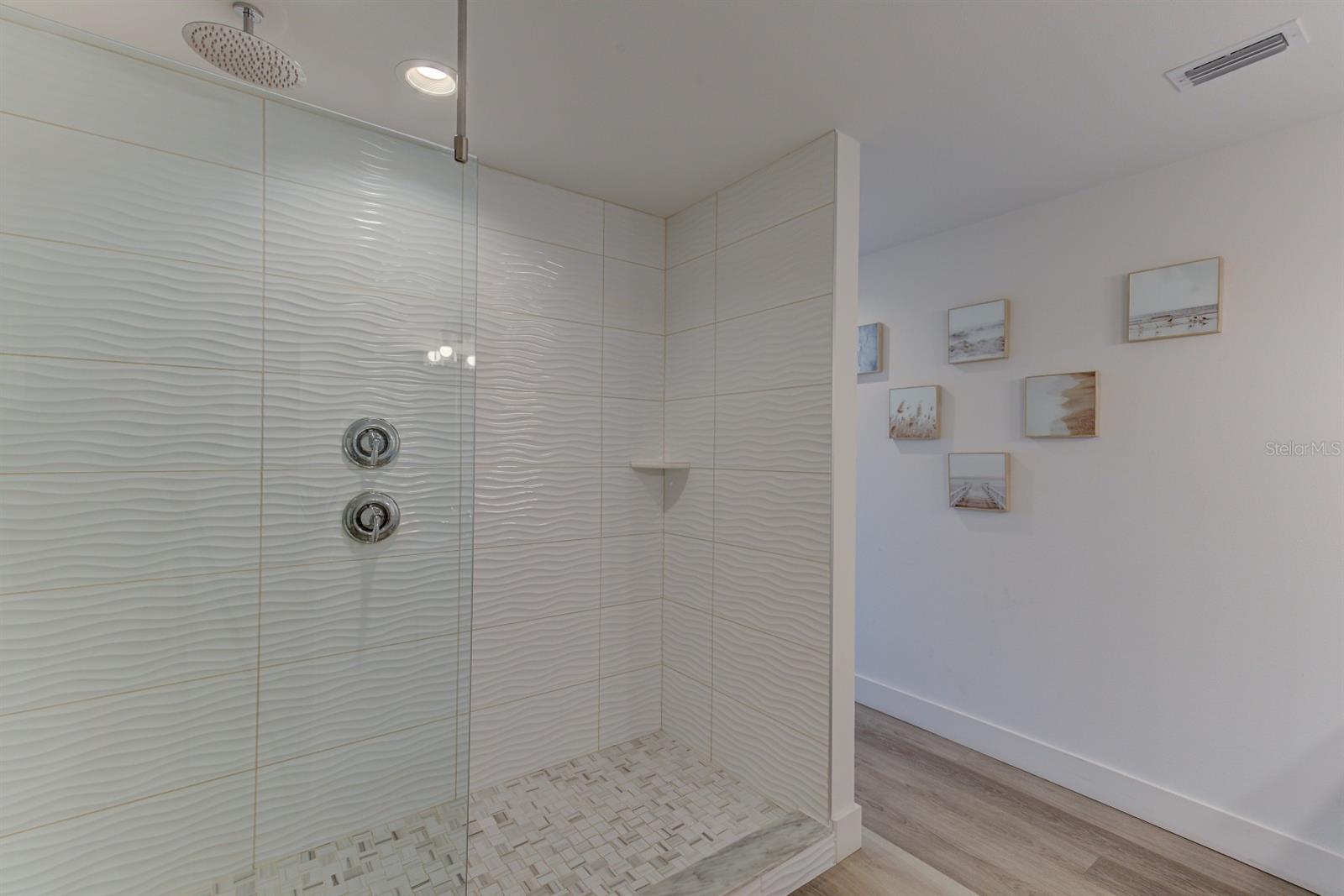 15305 1ST ST E #202, MADEIRA BEACH, FL, 33708