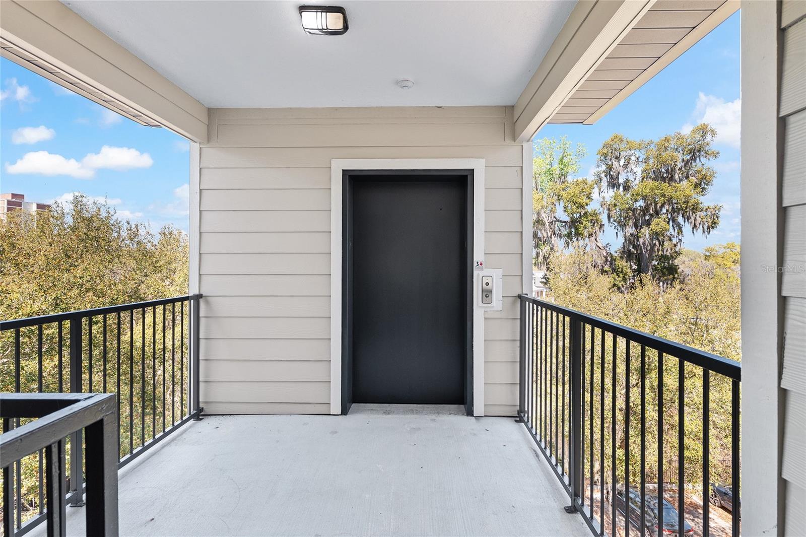 1142 SW 9TH RD #402, GAINESVILLE, FL, 32601