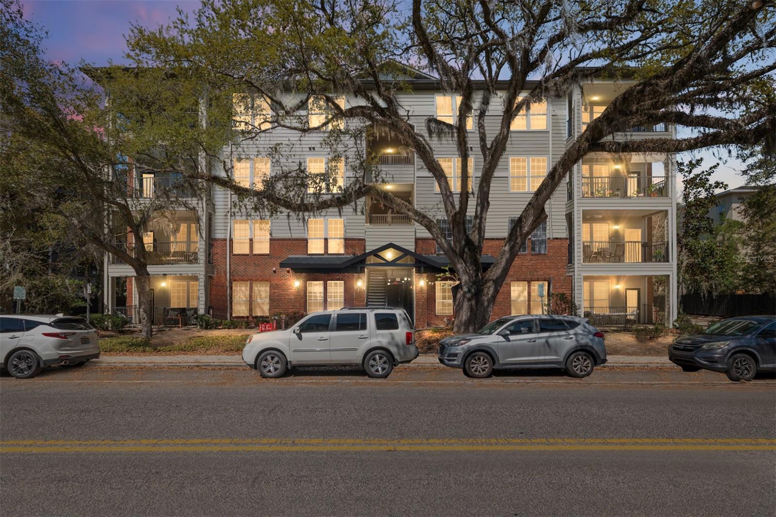 1142 SW 9TH RD #402, GAINESVILLE, FL, 32601