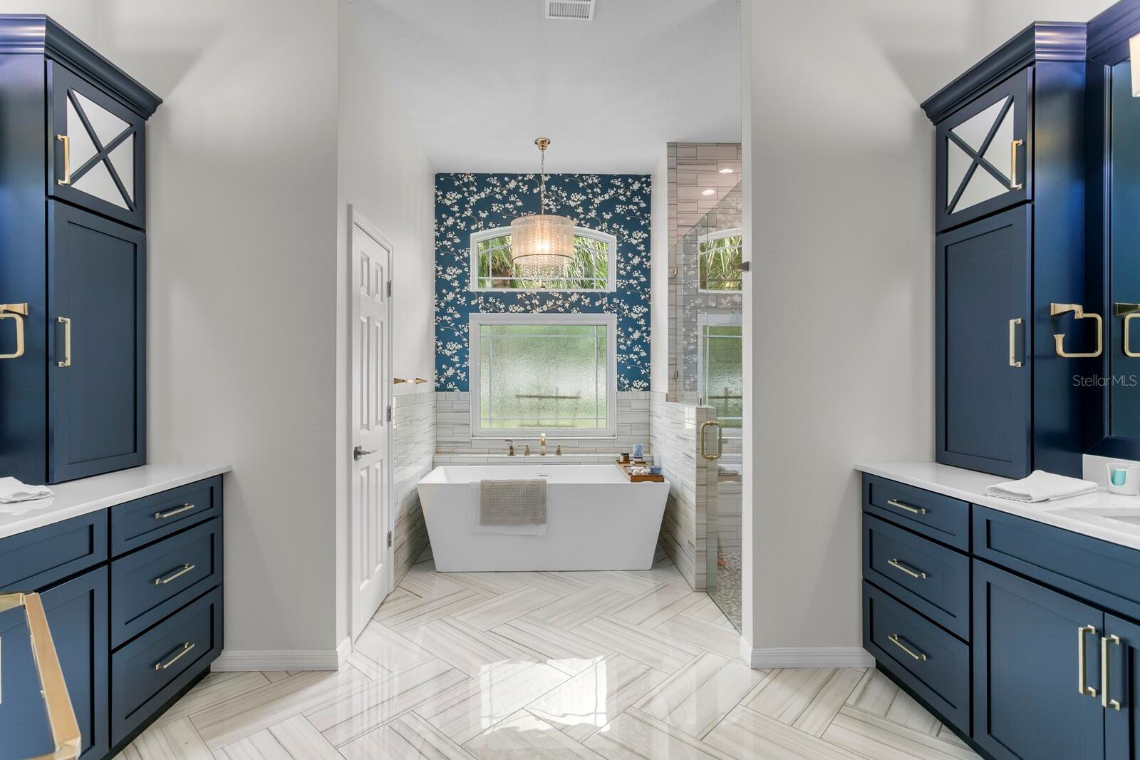 16311 ASHINGTON PARK DR, TAMPA, FL, 33647