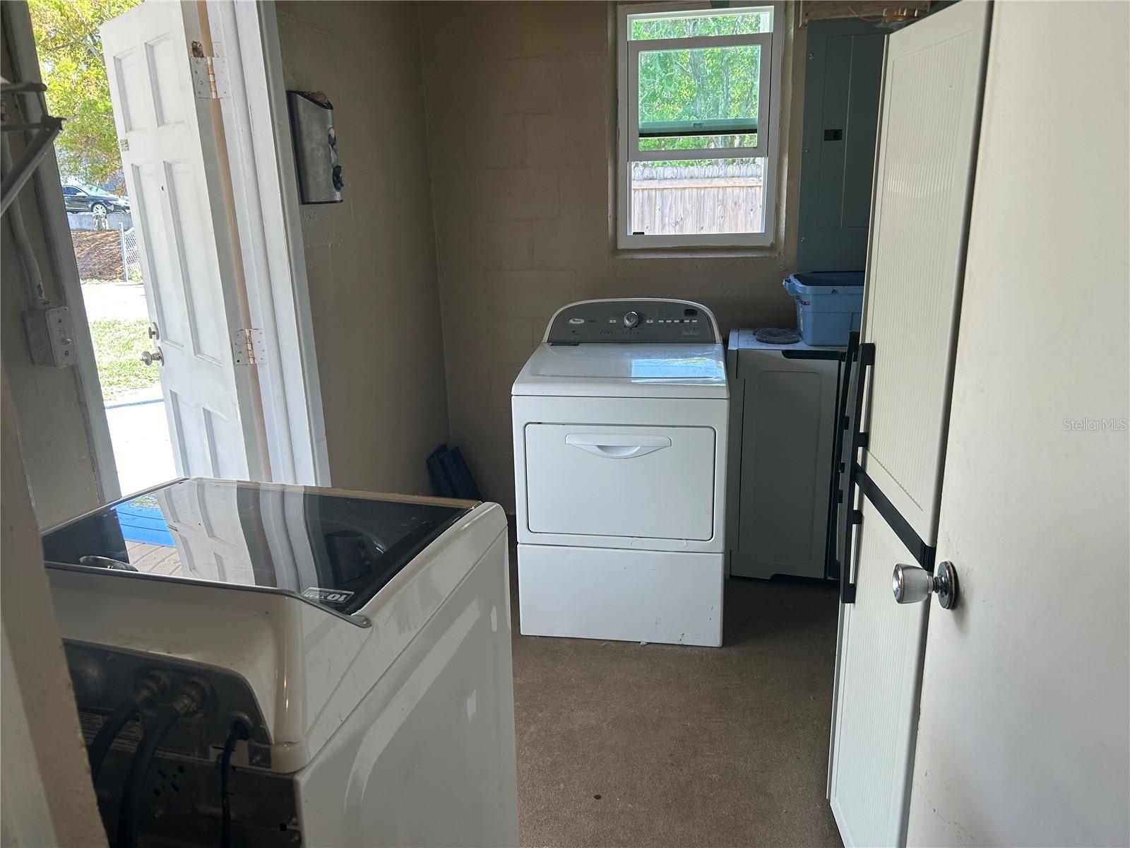 8000 54TH ST N, PINELLAS PARK, FL, 33781