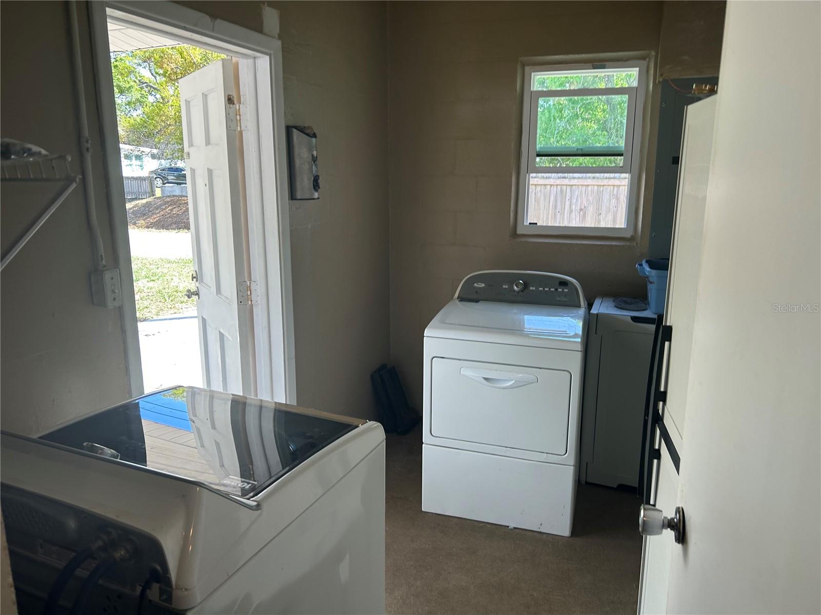 8000 54TH ST N, PINELLAS PARK, FL, 33781