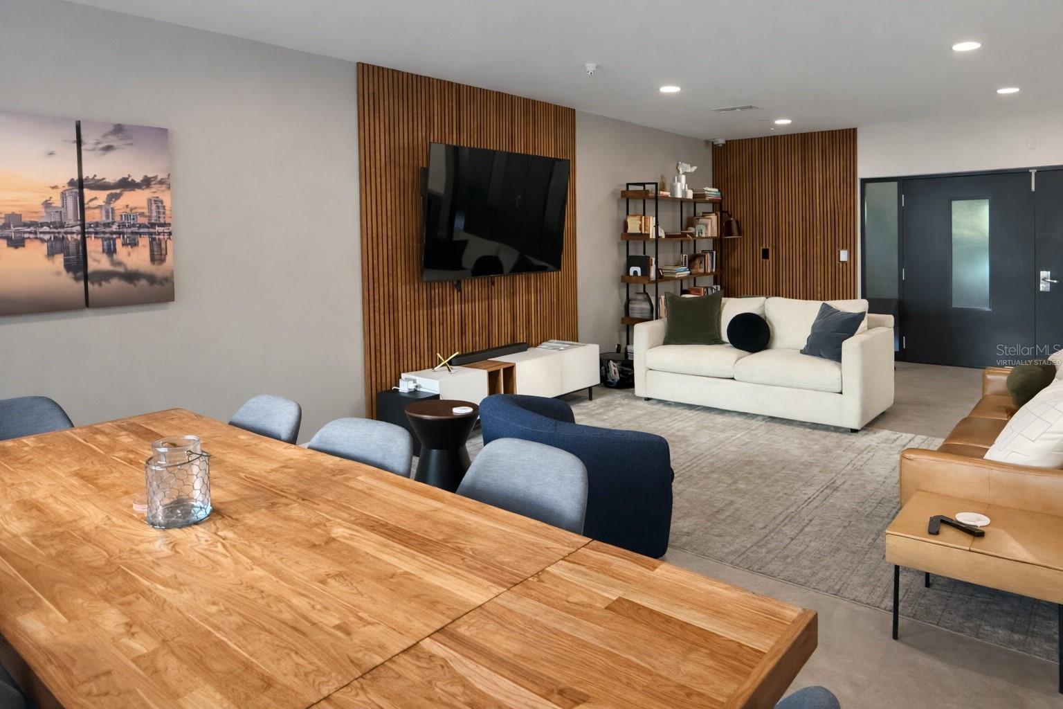 1010 CENTRAL AVE #218, ST PETERSBURG, FL, 33705