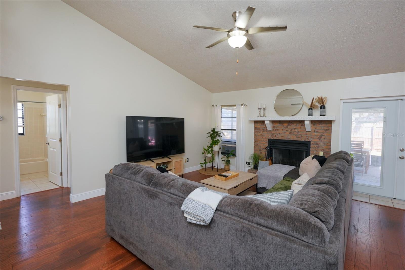 4136 SPRING WAY CIR, VALRICO, FL, 33596