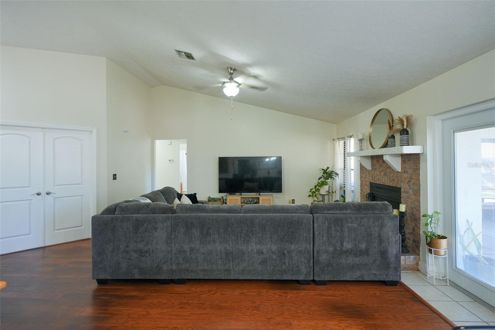 4136 SPRING WAY CIR, VALRICO, FL, 33596