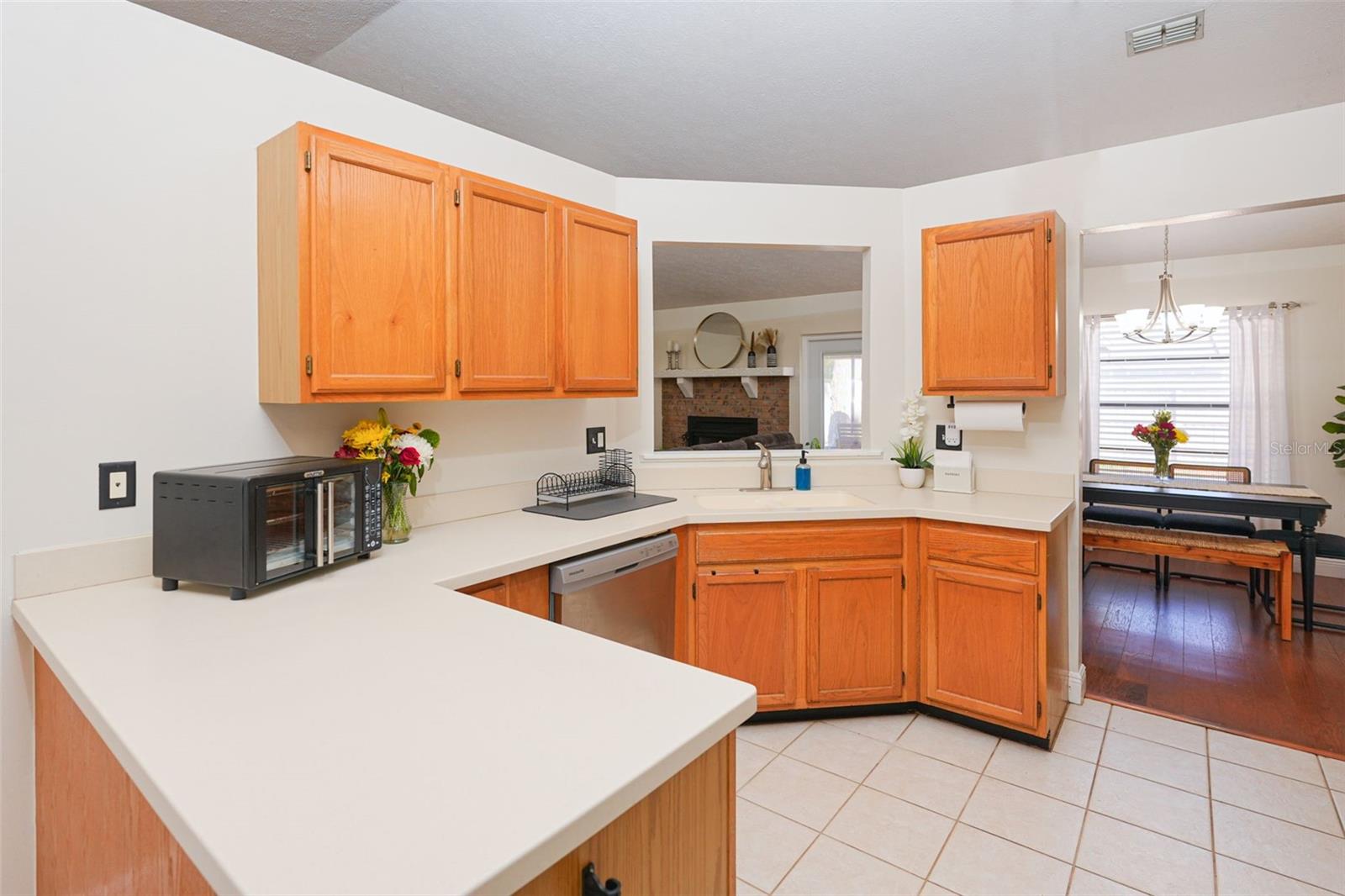 4136 SPRING WAY CIR, VALRICO, FL, 33596