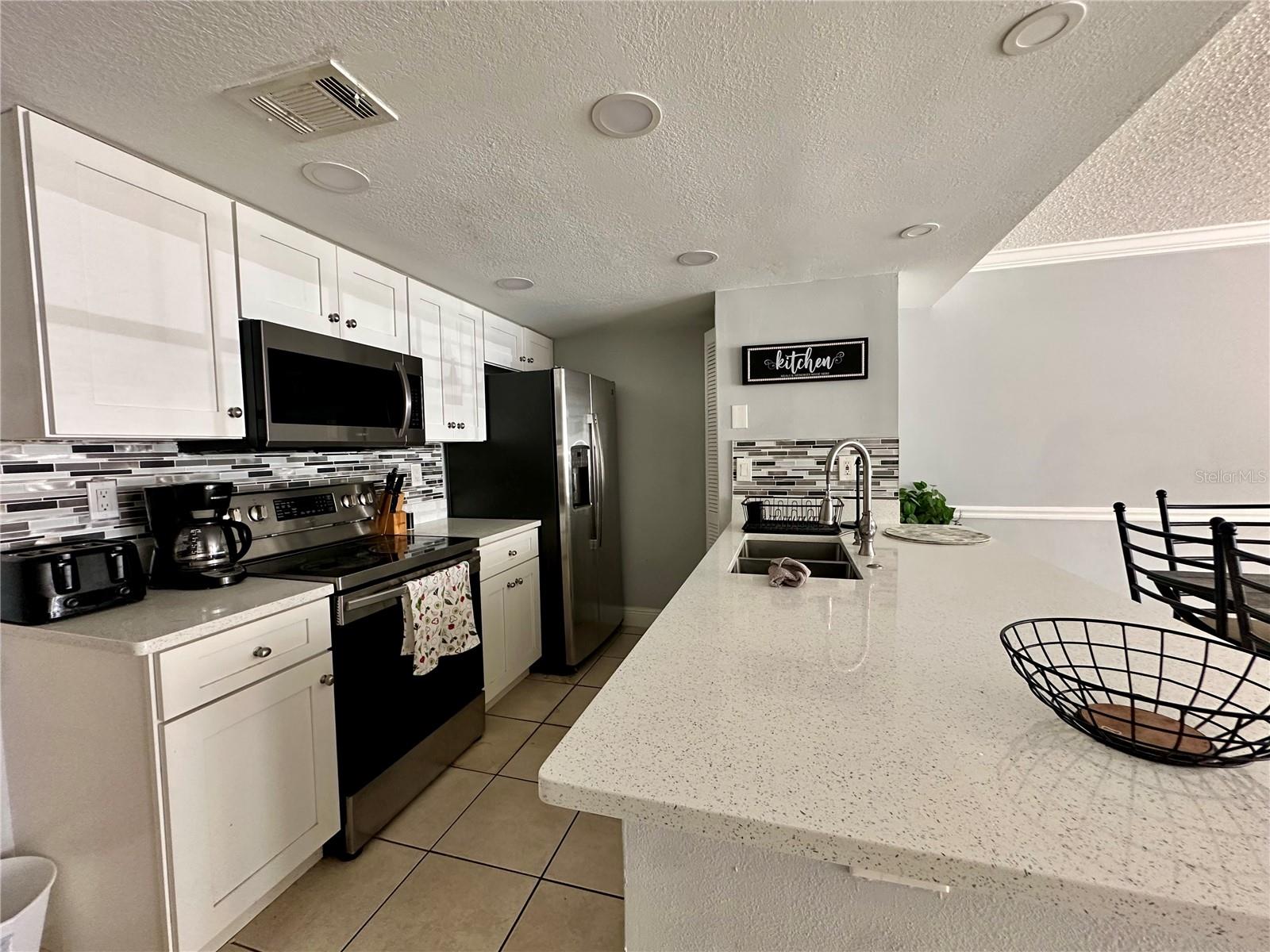 5012 LAGUNA BAY CIR #73, KISSIMMEE, FL, 34746